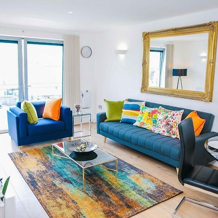 Riverside 2 Bed Apartment London Eksteriør bilde