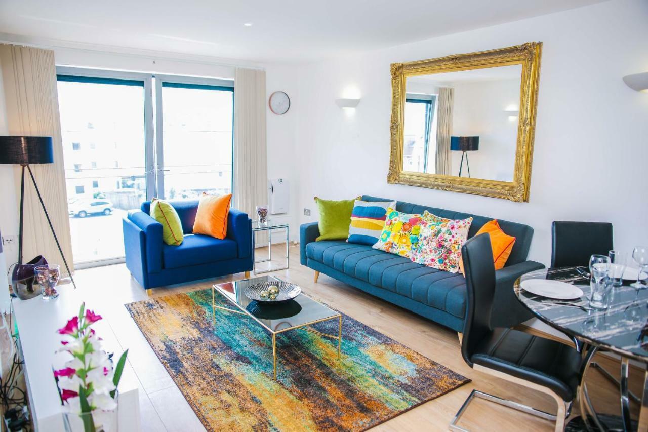 Riverside 2 Bed Apartment London Eksteriør bilde