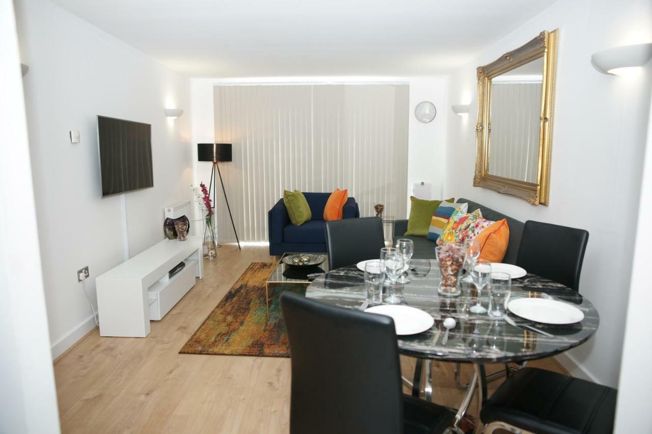 Riverside 2 Bed Apartment London Eksteriør bilde